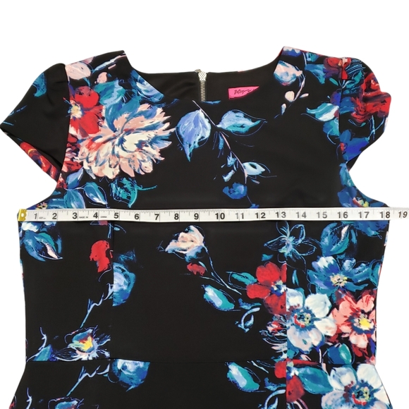 Betsey Johnson Dark Floral Midi Sheath Dress Black Sz 12 Whimsigoth - Picture 10 of 15